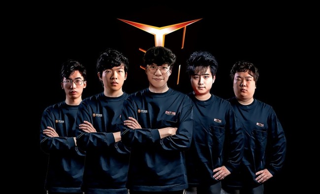 例如在对阵 例如在对阵