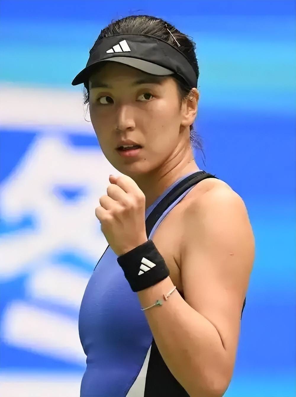 将与球员进 将与球员进